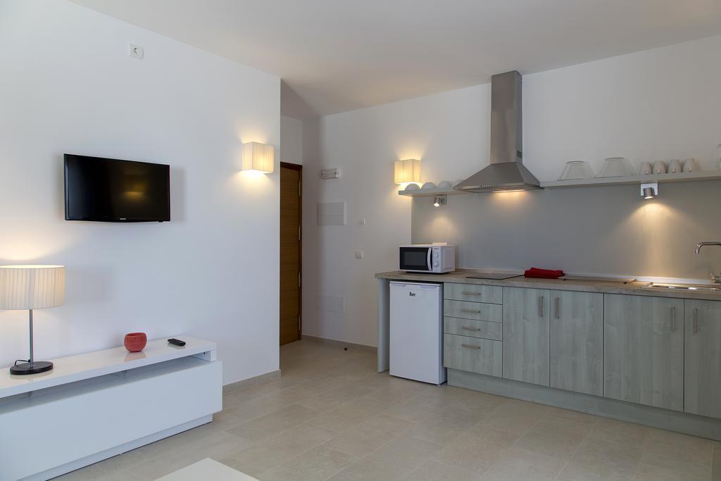 Apartamentos Proa - Emar Hotels Only Adults Es Pujols Exterior foto